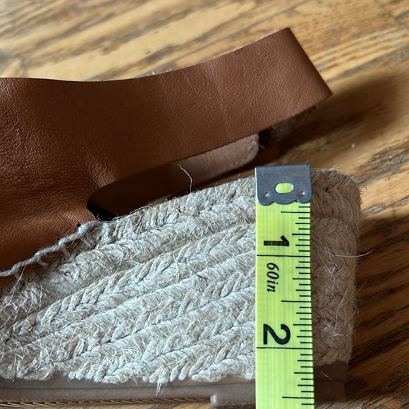 Maypol made in Spain leather and jute  wedges size 38 or 7 1/2  velcro closing - Picture 8 of 9